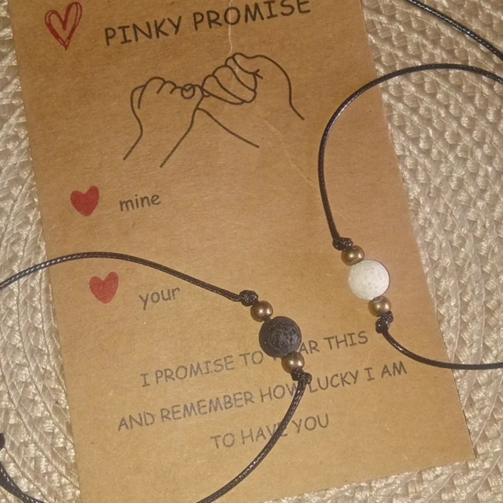 Cute Pinky promise bracelets‎ - Picture 2 of 3